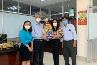 Chăm lo Tết cho viên chức, người lao động